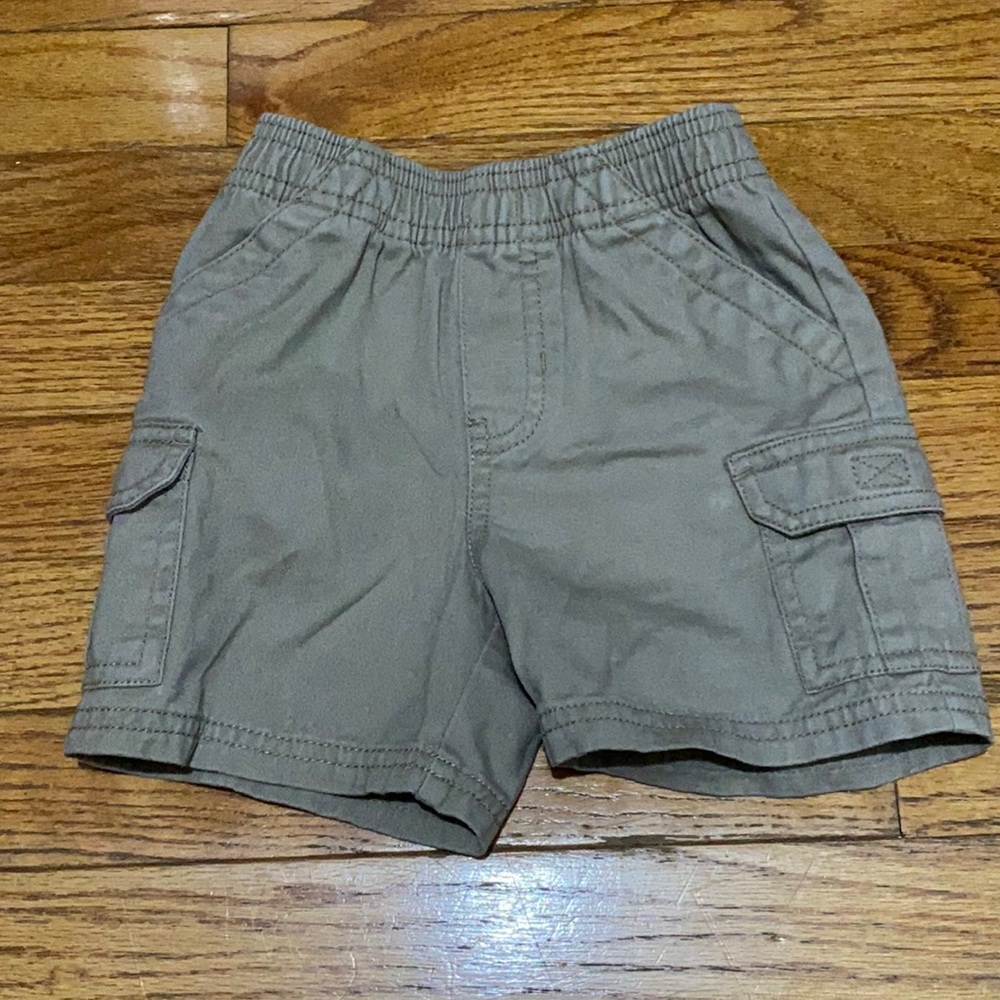 Toughskins ❤️ Boy's Beige 100% Cotton Cargo Shorts Size 12 Months (PRE-LOVED)
